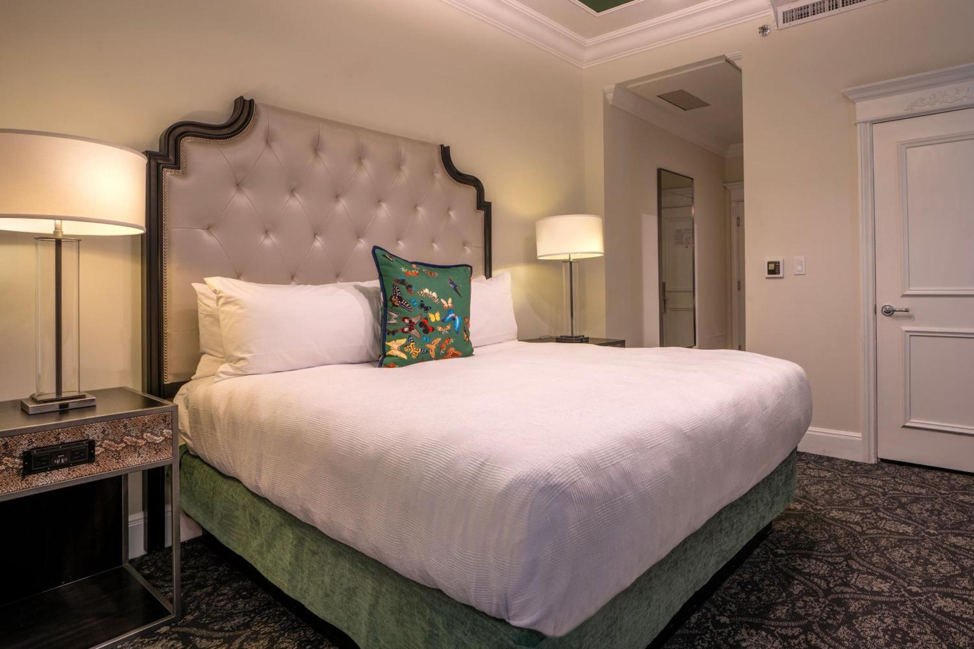 Le Pavillon, New Orleans, A Tribute Portfolio Hotel Екстер'єр фото