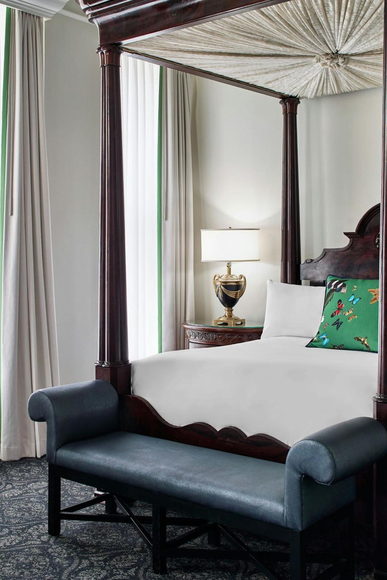 Le Pavillon, New Orleans, A Tribute Portfolio Hotel Екстер'єр фото